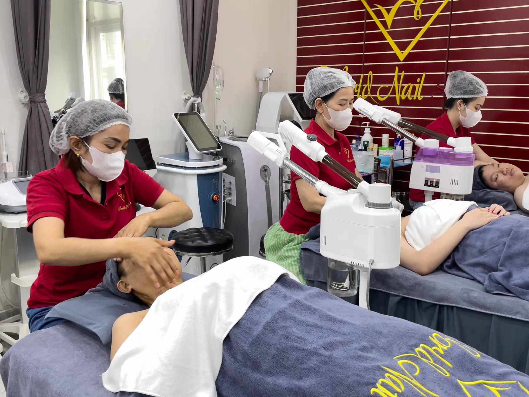 Beauty Academy Digital Hub - World Nail School